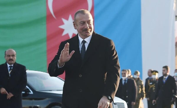 İlham Əliyevin qərarını alqışlayırıq - İrəvan